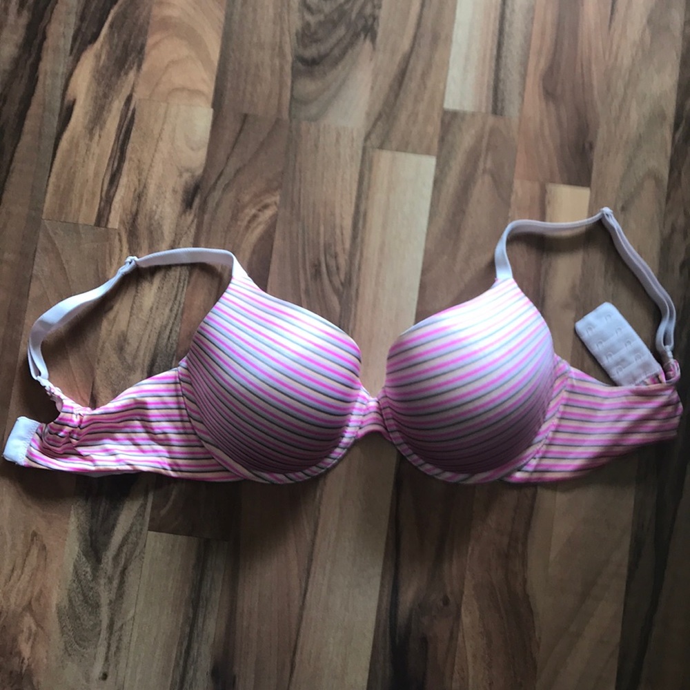 VS Bra 34D